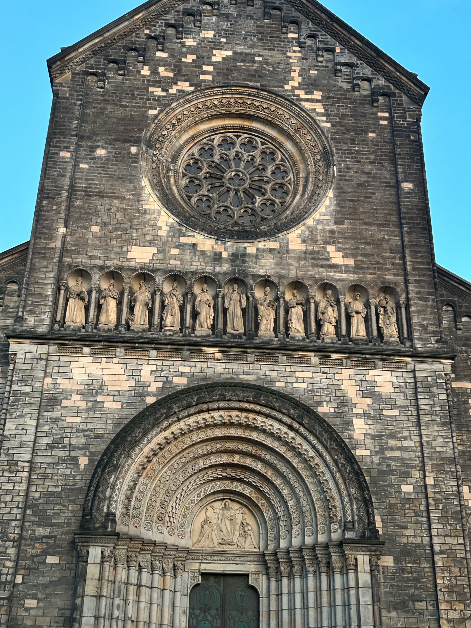 Saints of the new suburb